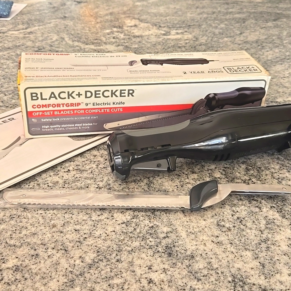 BLACK+DECKER Comfort Grip 9 Inch Electric Knife